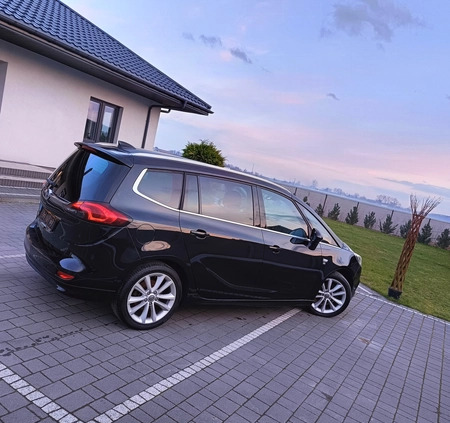 Opel Zafira cena 52700 przebieg: 142000, rok produkcji 2016 z Płock małe 529